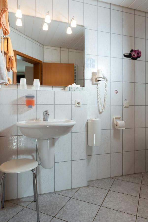 Wirtshaus & Hotel Zur Alten Brauerei Zapf Uettingen Exteriör bild